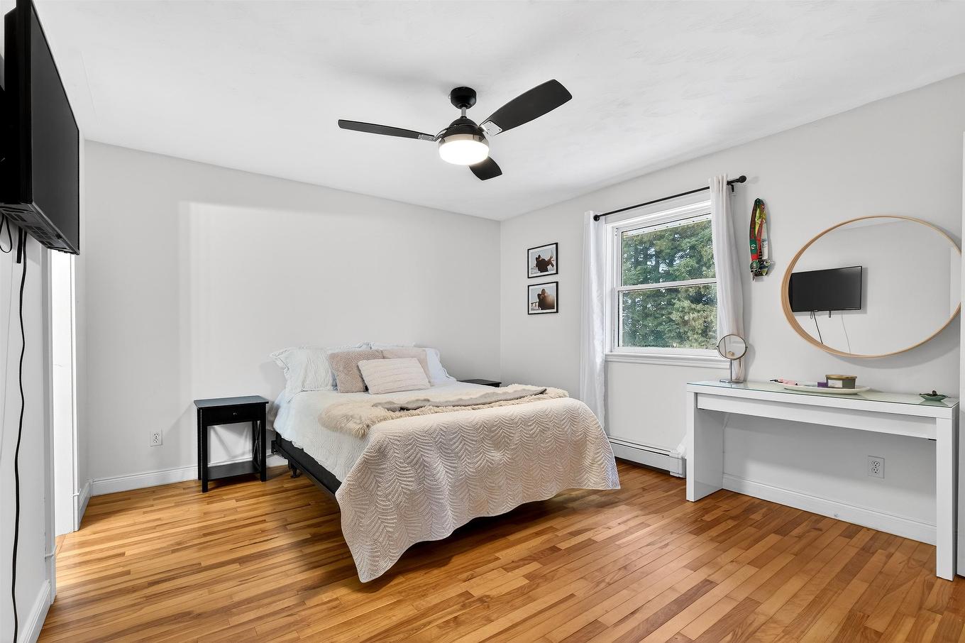 16 Arthur Holland Drive, Summerside, PE