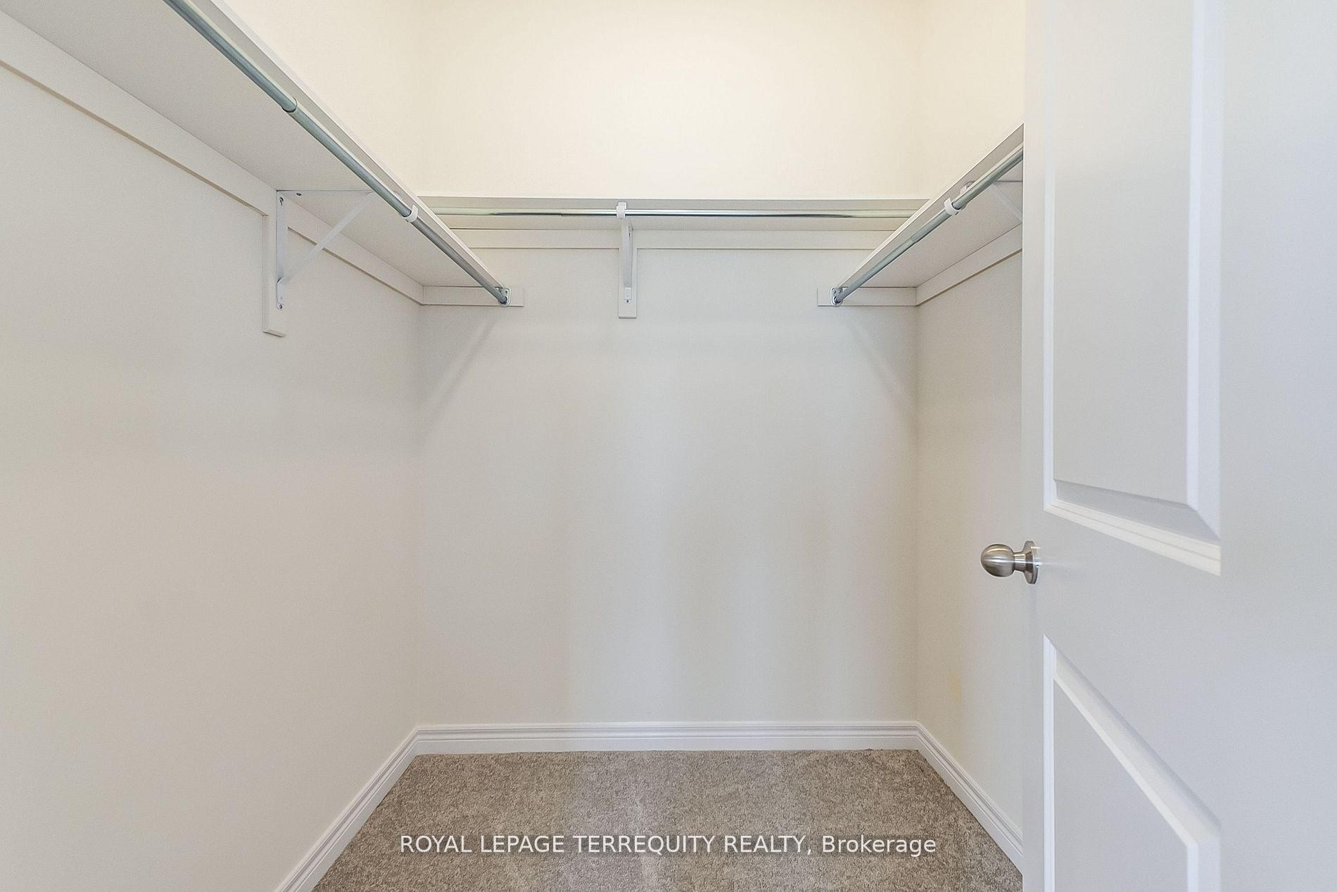 244 Mckean Drive, Whitchurch-Stouffville, ON - Indoor With Storage