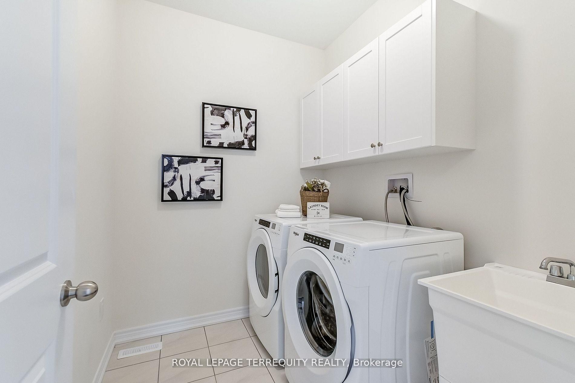 244 Mckean Drive, Whitchurch-Stouffville, ON - Indoor Photo Showing Laundry Room