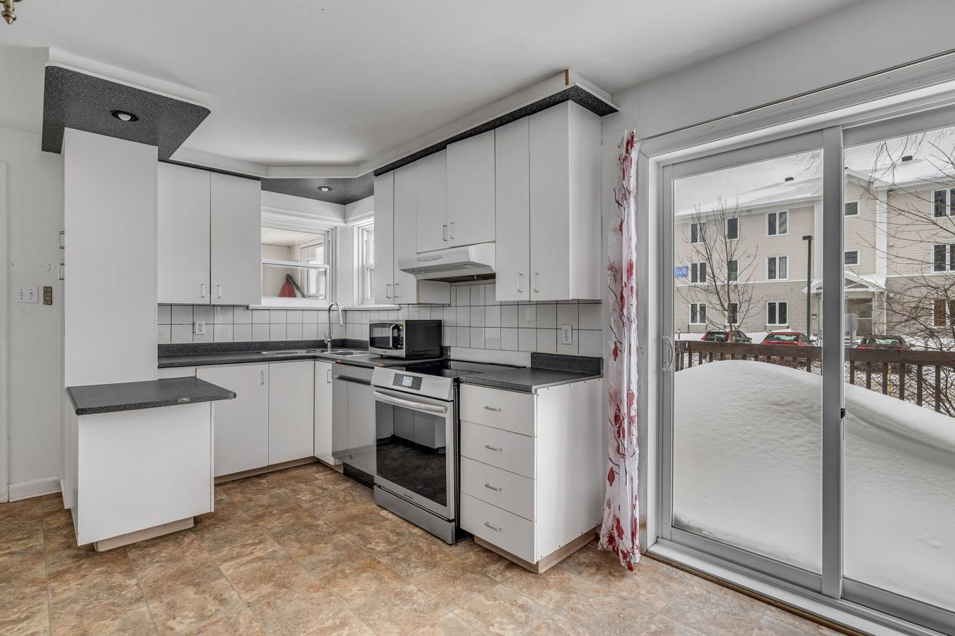 Cuisine - 92 Rue St-Édouard, Lévis (Desjardins), QC - Indoor Photo Showing Kitchen