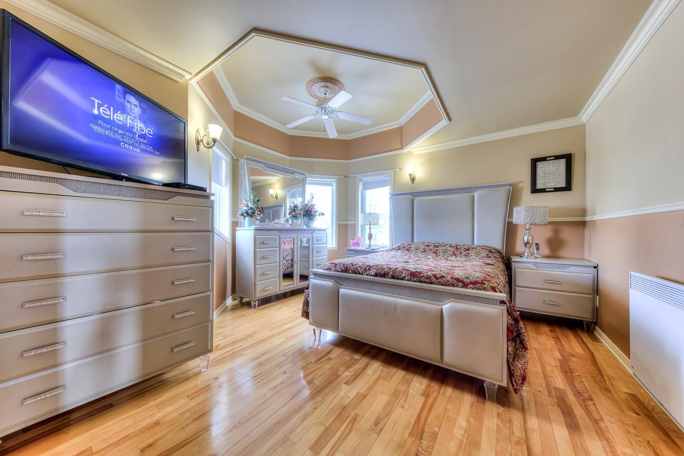 Primary bedroom - 20500 Rue Des Sports, Mirabel, QC - Indoor Photo Showing Bedroom