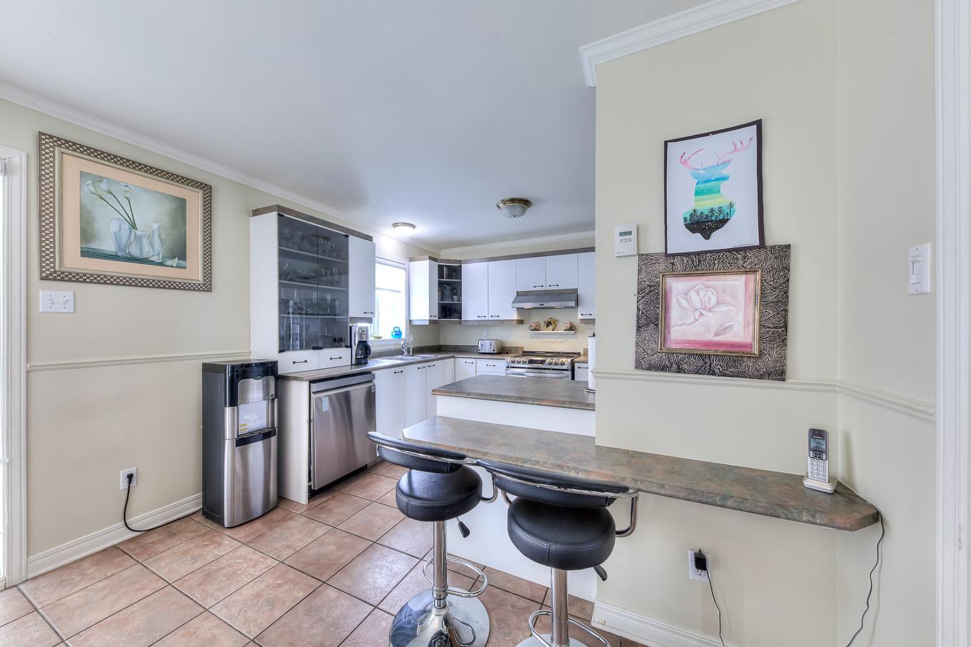 Kitchen - 20500 Rue Des Sports, Mirabel, QC - Indoor Photo Showing Other Room