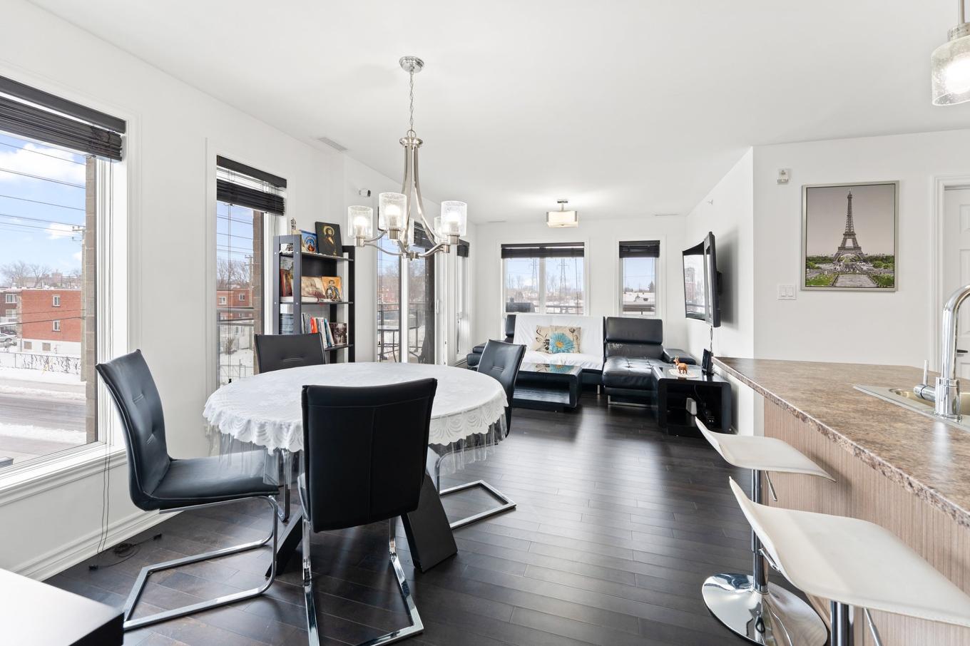 Dining room - 301-121 Rue François-Souillard, Laval (Laval-Des-Rapides), QC - Indoor