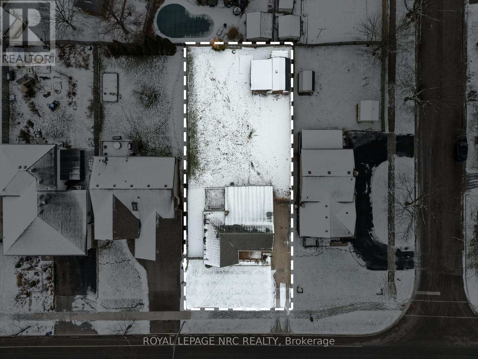 7552 Dorchester Road, Niagara Falls (Oldfield), ON - Outdoor