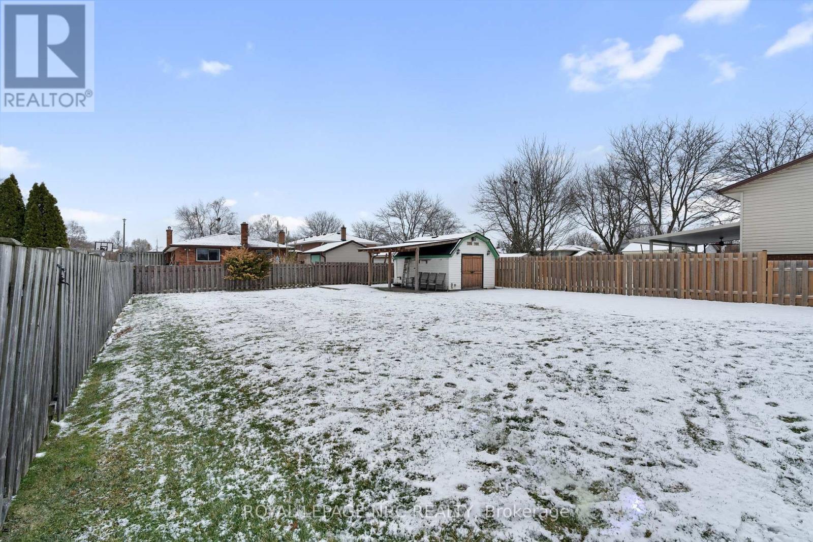 7552 Dorchester Road, Niagara Falls (Oldfield), ON - Outdoor