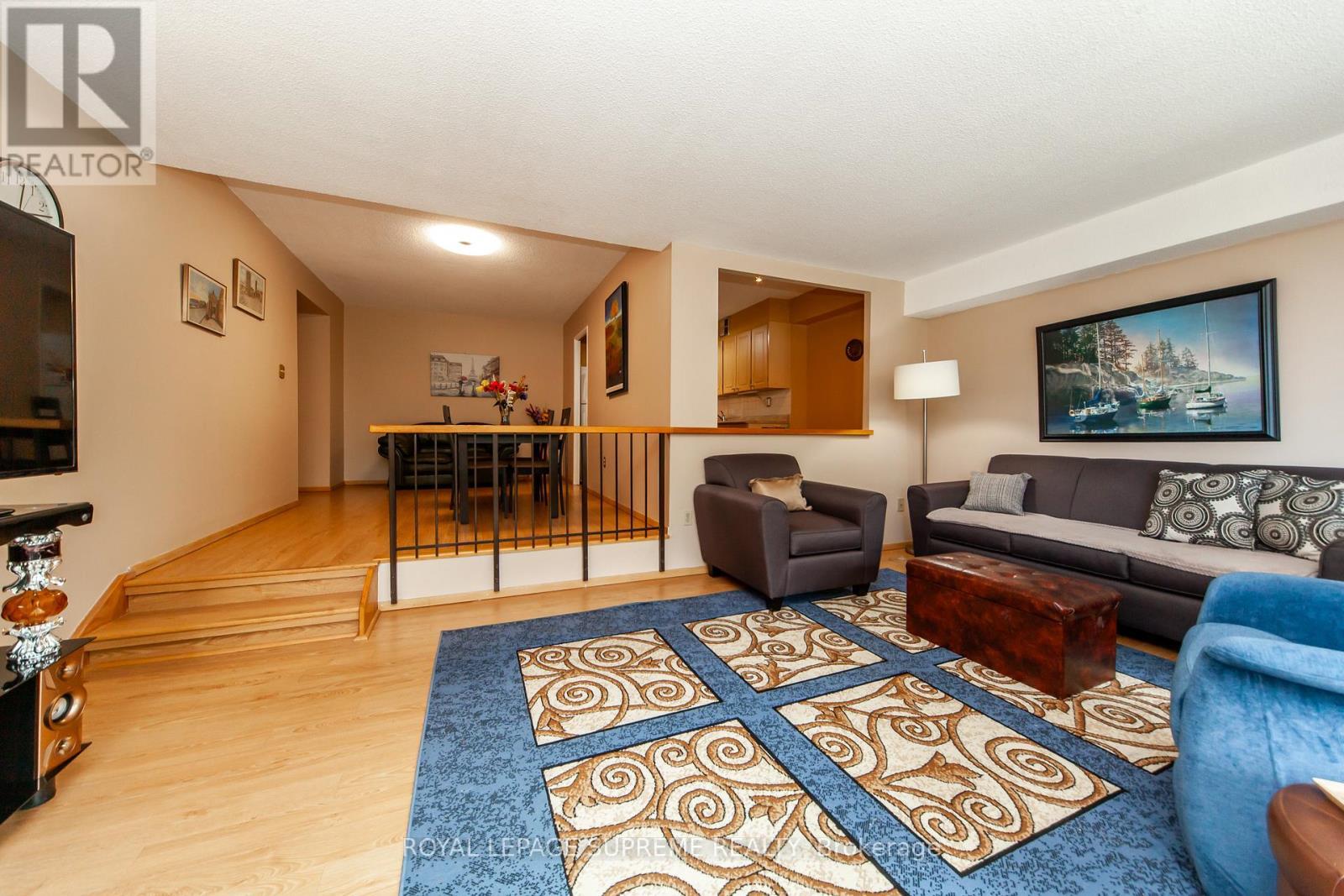 205 - 270 Scarlett Road, Toronto, ON - Indoor Photo Showing Other Room