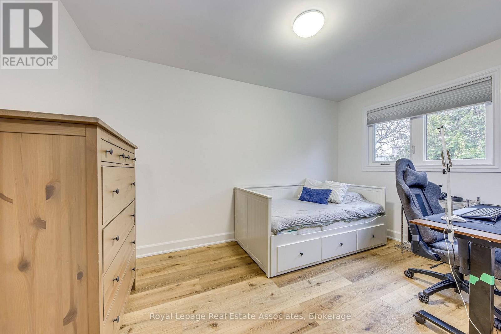 166 Ranwood Court, Hamilton, ON - Indoor