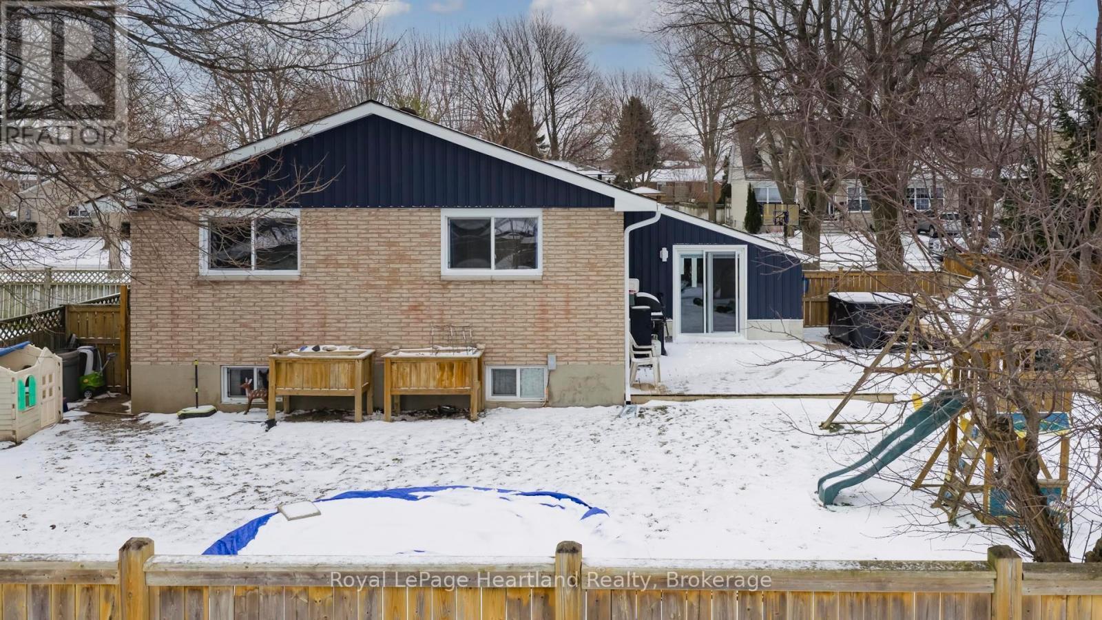 296 Walnut Street S, Goderich (Goderich (Town)), ON - Outdoor