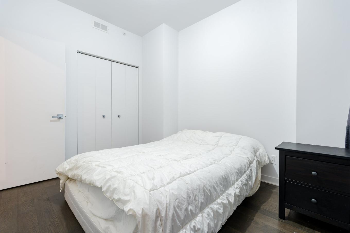 Bedroom - 209-1160 Rue Mackay, Montréal (Ville-Marie), QC - Indoor Photo Showing Bedroom