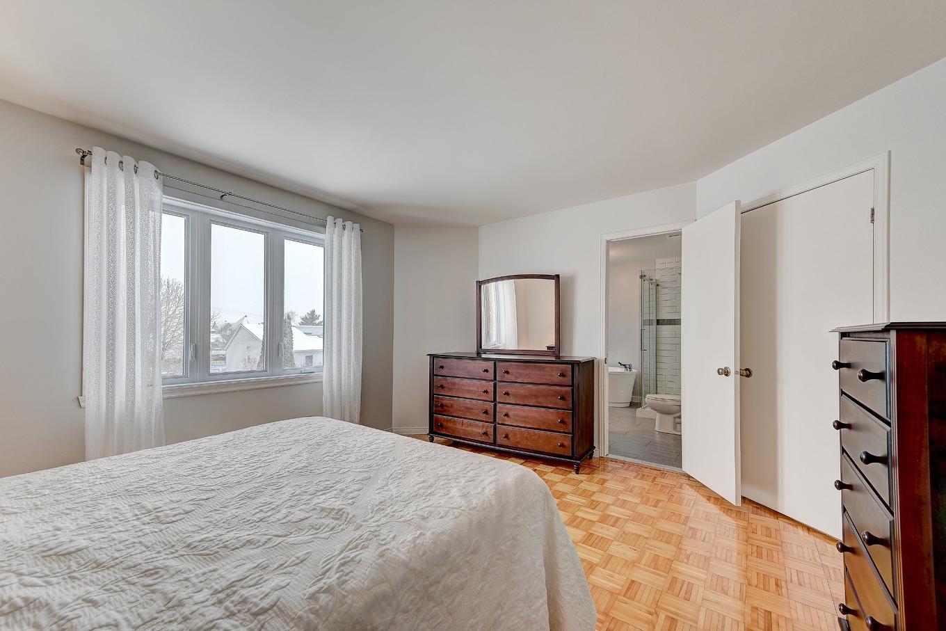Chambre à coucher principale - 1649 Rue Labonté, Chambly, QC - Indoor Photo Showing Bedroom