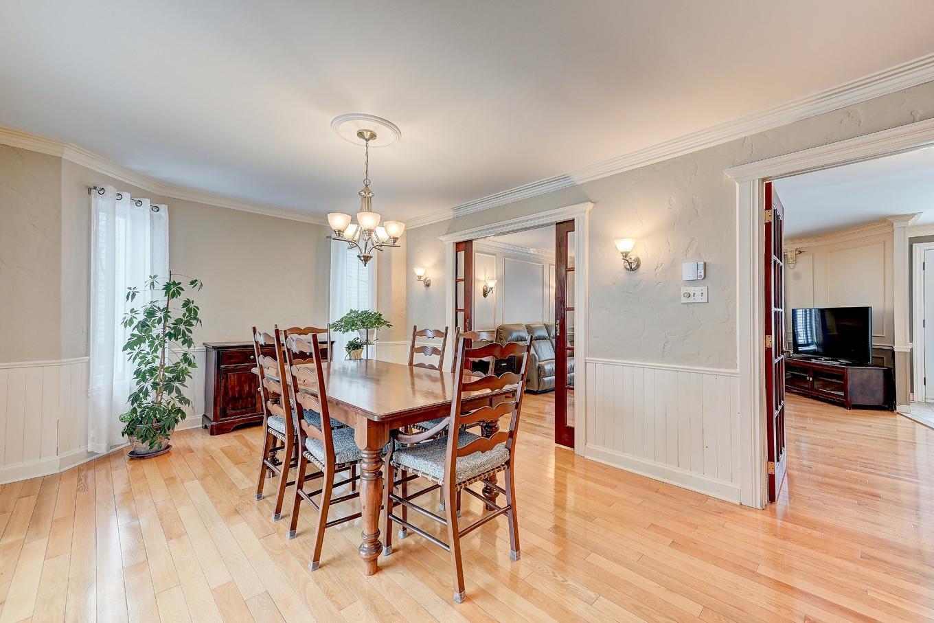 Salle à manger - 1649 Rue Labonté, Chambly, QC - Indoor Photo Showing Dining Room