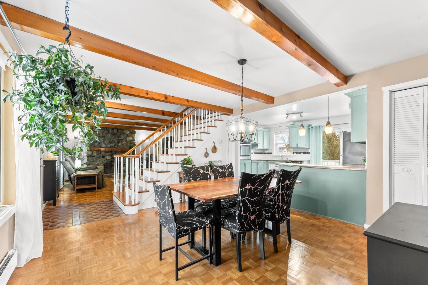 Dining room - 13872 Rue Forsyth, Montréal (Rivière-Des-Prairies/Pointe-Aux-Trembles), QC - Indoor Photo Showing Dining Room