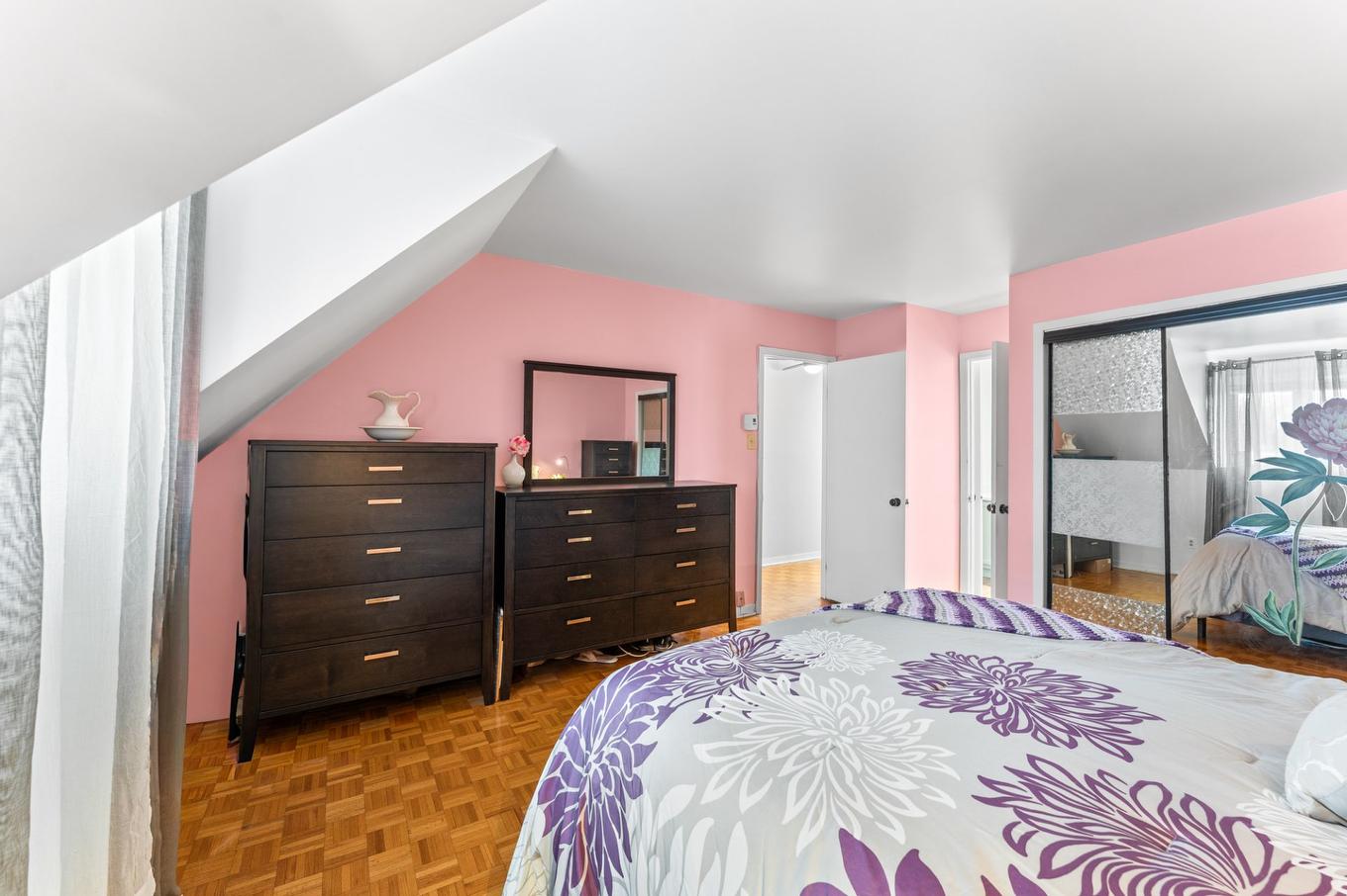 Primary bedroom - 13872 Rue Forsyth, Montréal (Rivière-Des-Prairies/Pointe-Aux-Trembles), QC - Indoor Photo Showing Bedroom