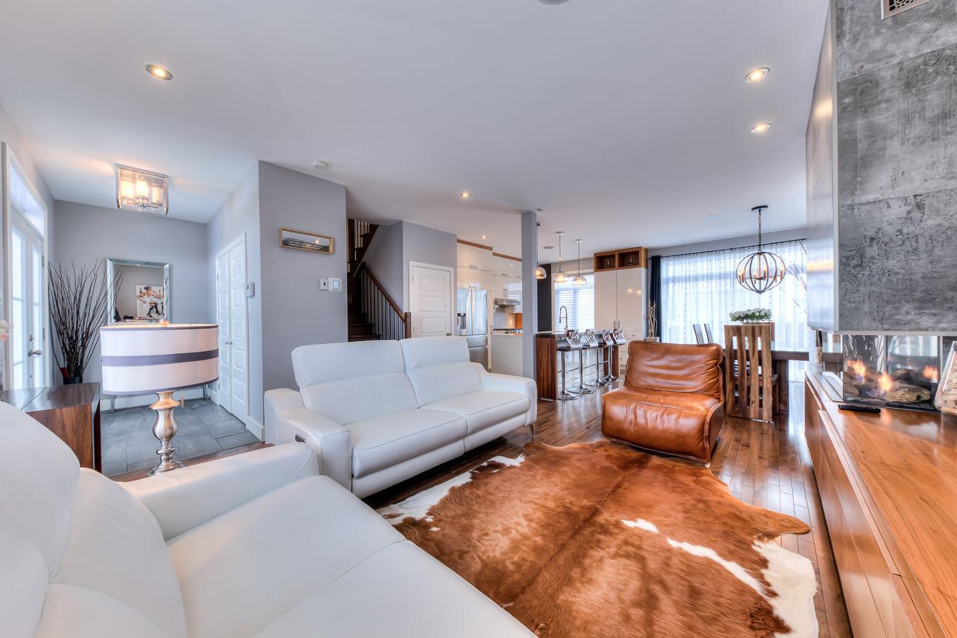 Overall view - 16620 Rue Iberville, Mirabel, QC - Indoor Photo Showing Living Room