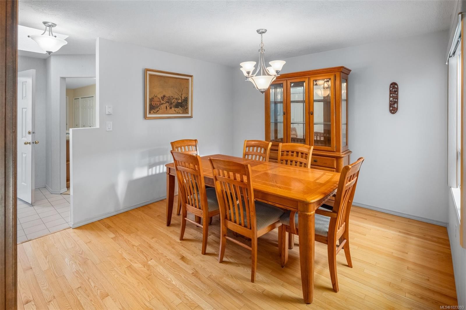 6-10084 Third St, Sidney, BC