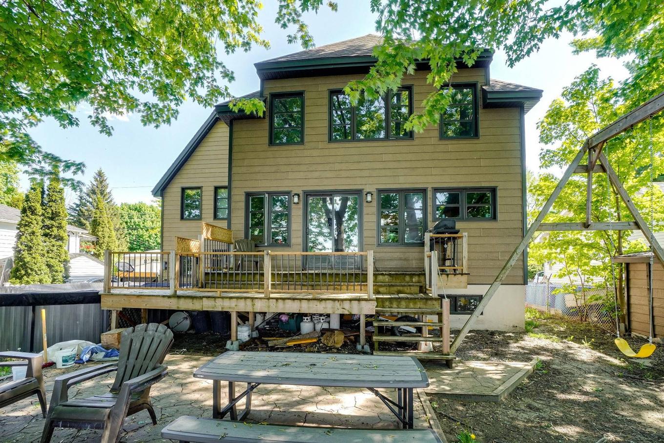 Backyard - 11 Rue Île-Mathieu, Laval (Saint-François), QC - Outdoor With Deck Patio Veranda