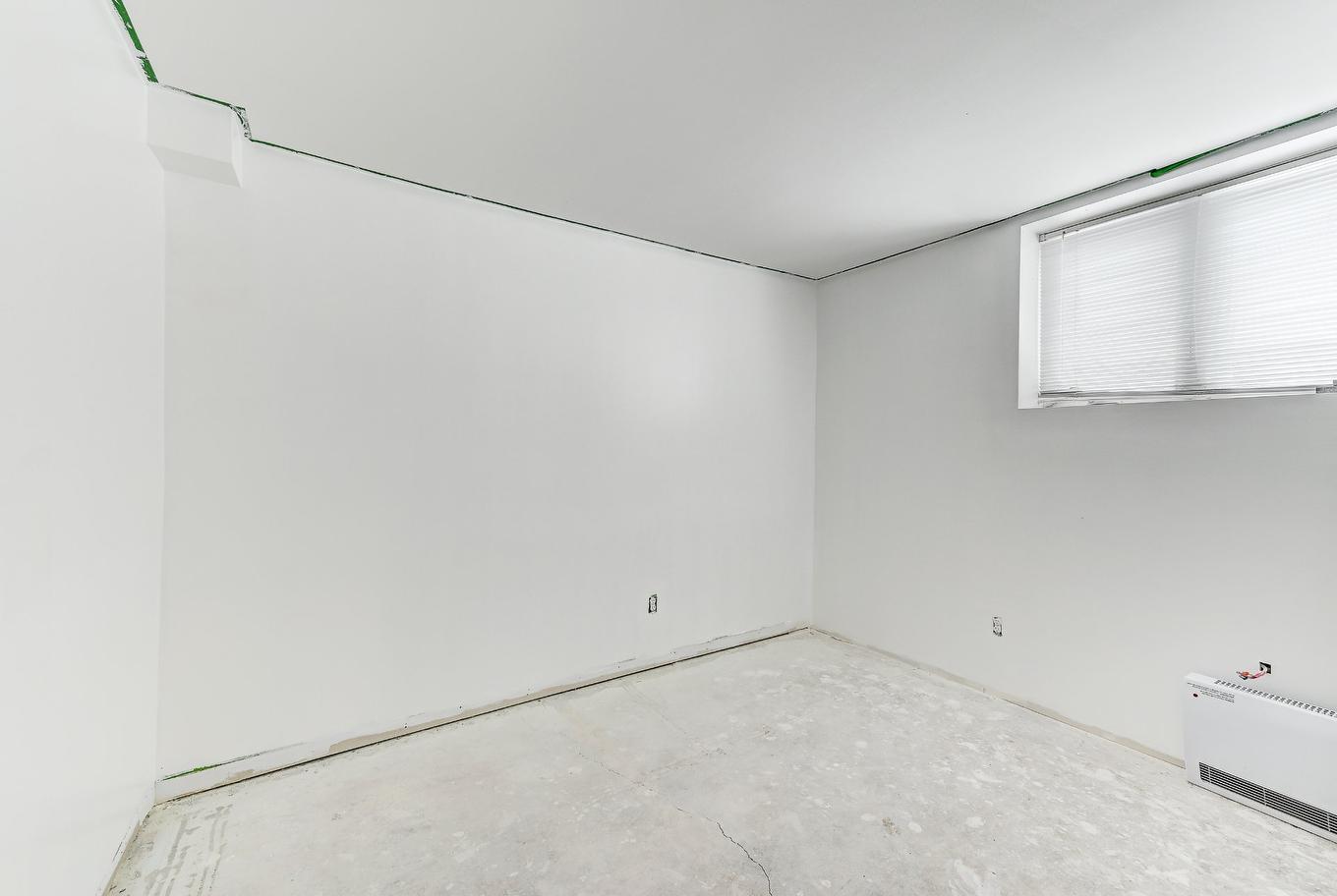 Bedroom - 102-95 Rue Beauséjour, La Prairie, QC - Indoor Photo Showing Other Room