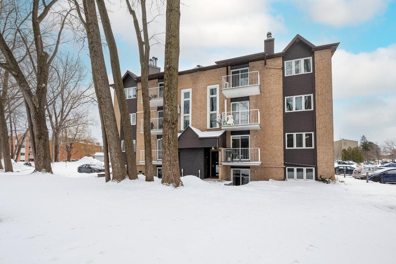 Exterior - 102-95 Rue Beauséjour, La Prairie, QC - Outdoor With Balcony With Facade