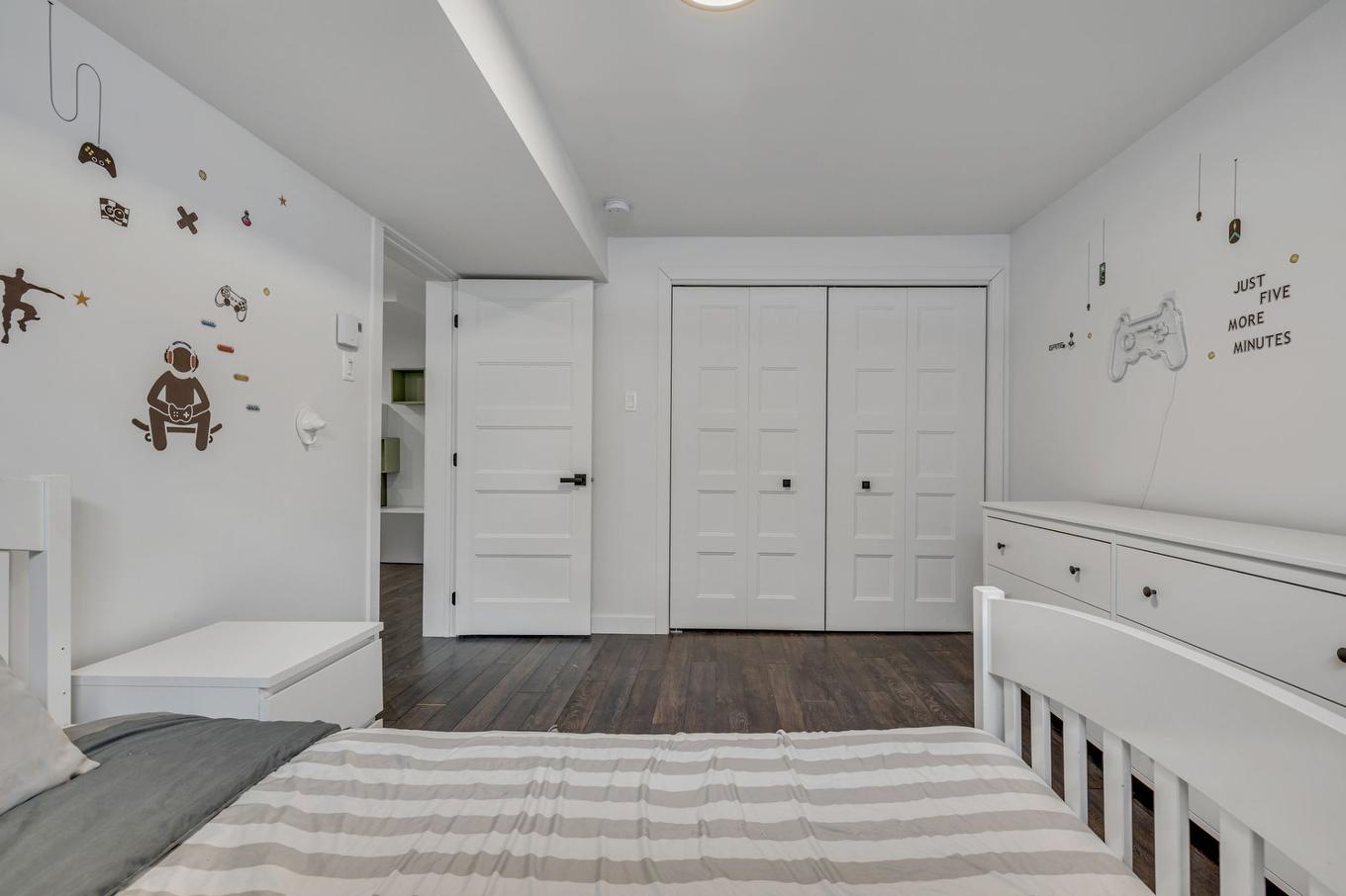 Chambre à coucher - 9165 Av. De Lucerne, Québec (Charlesbourg), QC - Indoor