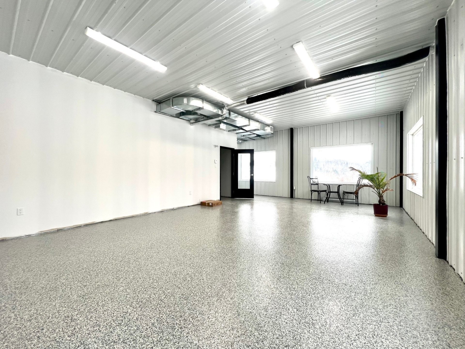 Overall view - 201-55 Ch. Industriel, Val-Des-Monts, QC - Indoor