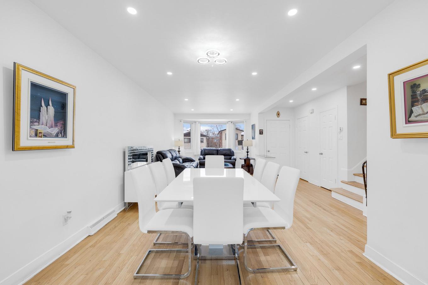 Coin-repas - 5627 Av. Melling, Côte-Saint-Luc, QC - Indoor Photo Showing Dining Room