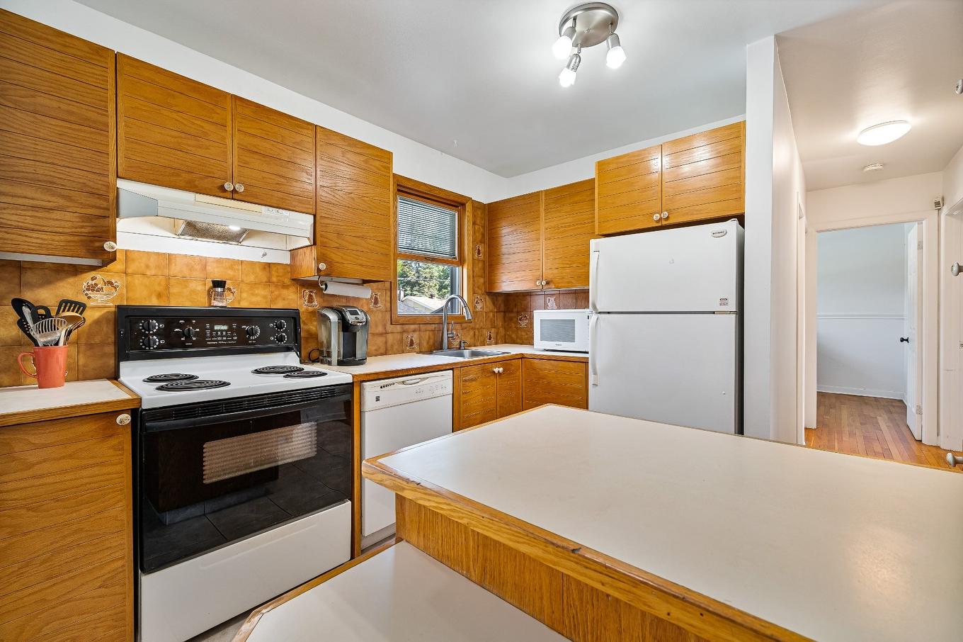 Cuisine - 173 Rue Des Marguerites, Châteauguay, QC - Indoor Photo Showing Kitchen