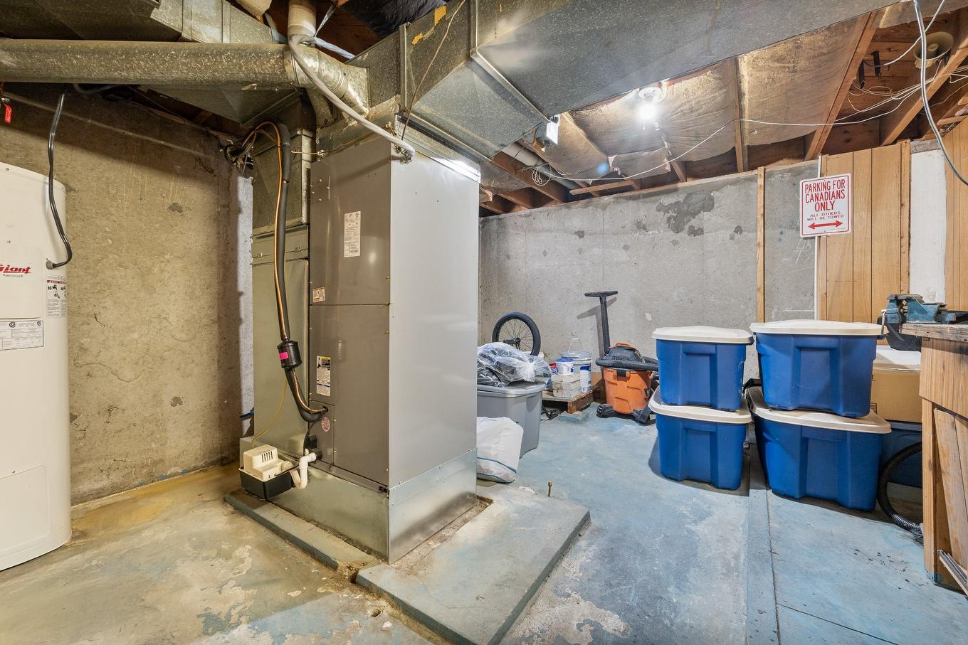 Rangement - 173 Rue Des Marguerites, Châteauguay, QC - Indoor Photo Showing Basement