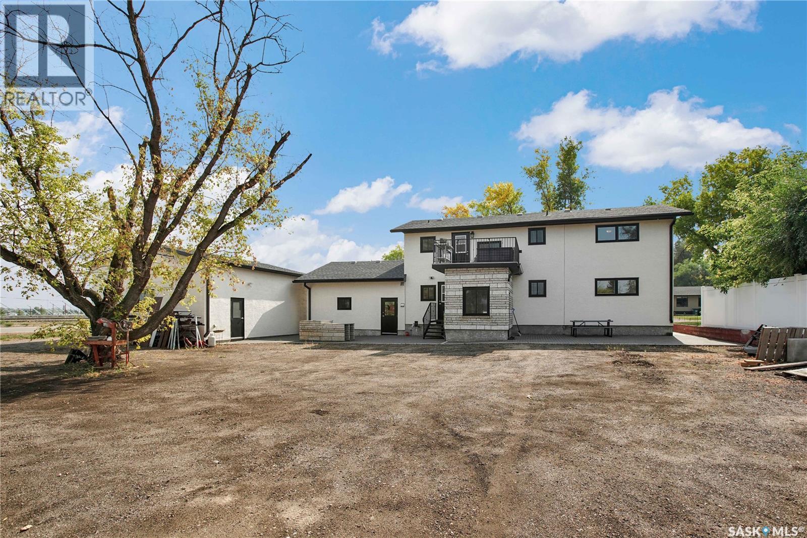 3102 Caen Street, Saskatoon, SK - Outdoor