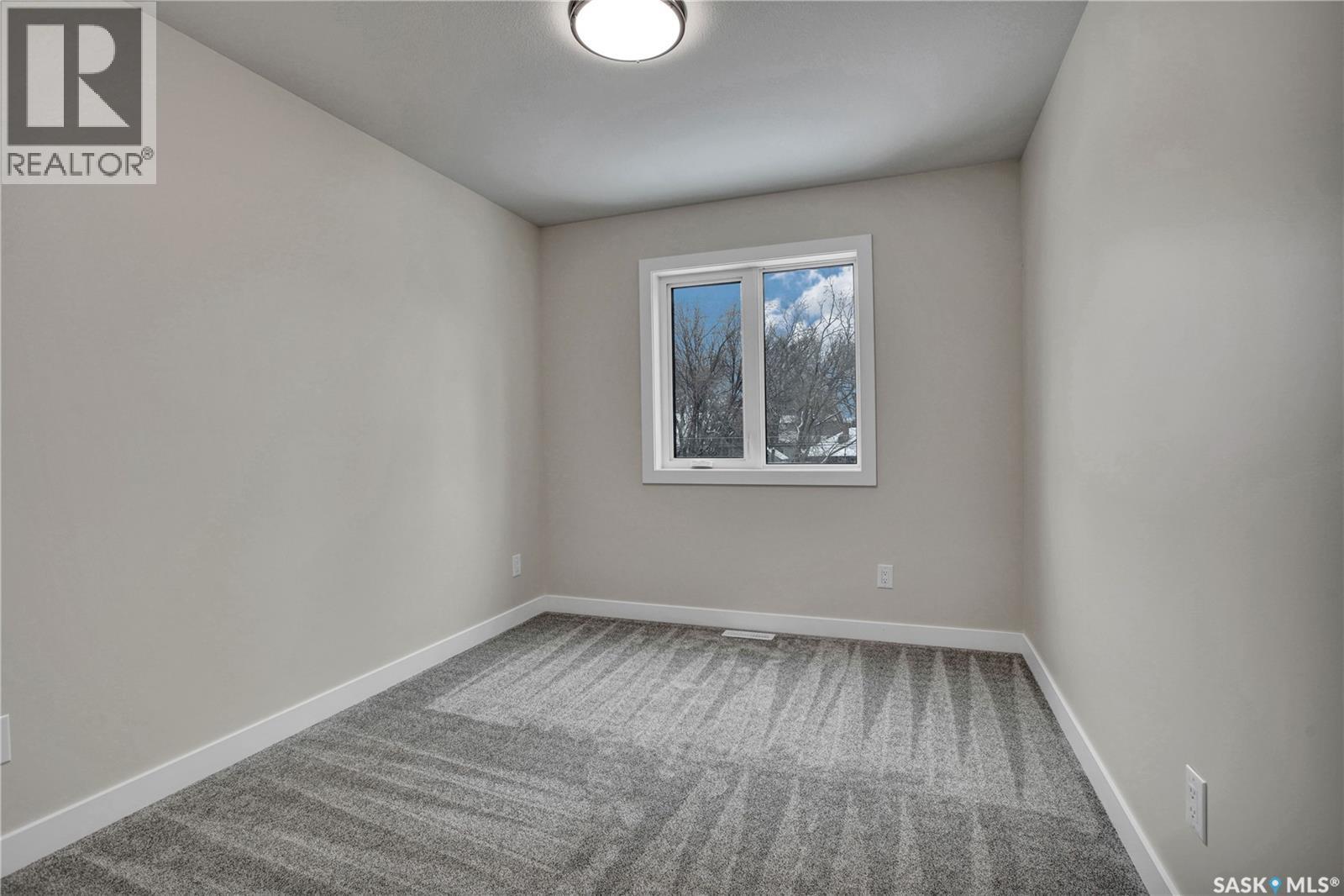 1401 Cairns Avenue, Saskatoon, SK - Indoor Photo Showing Other Room