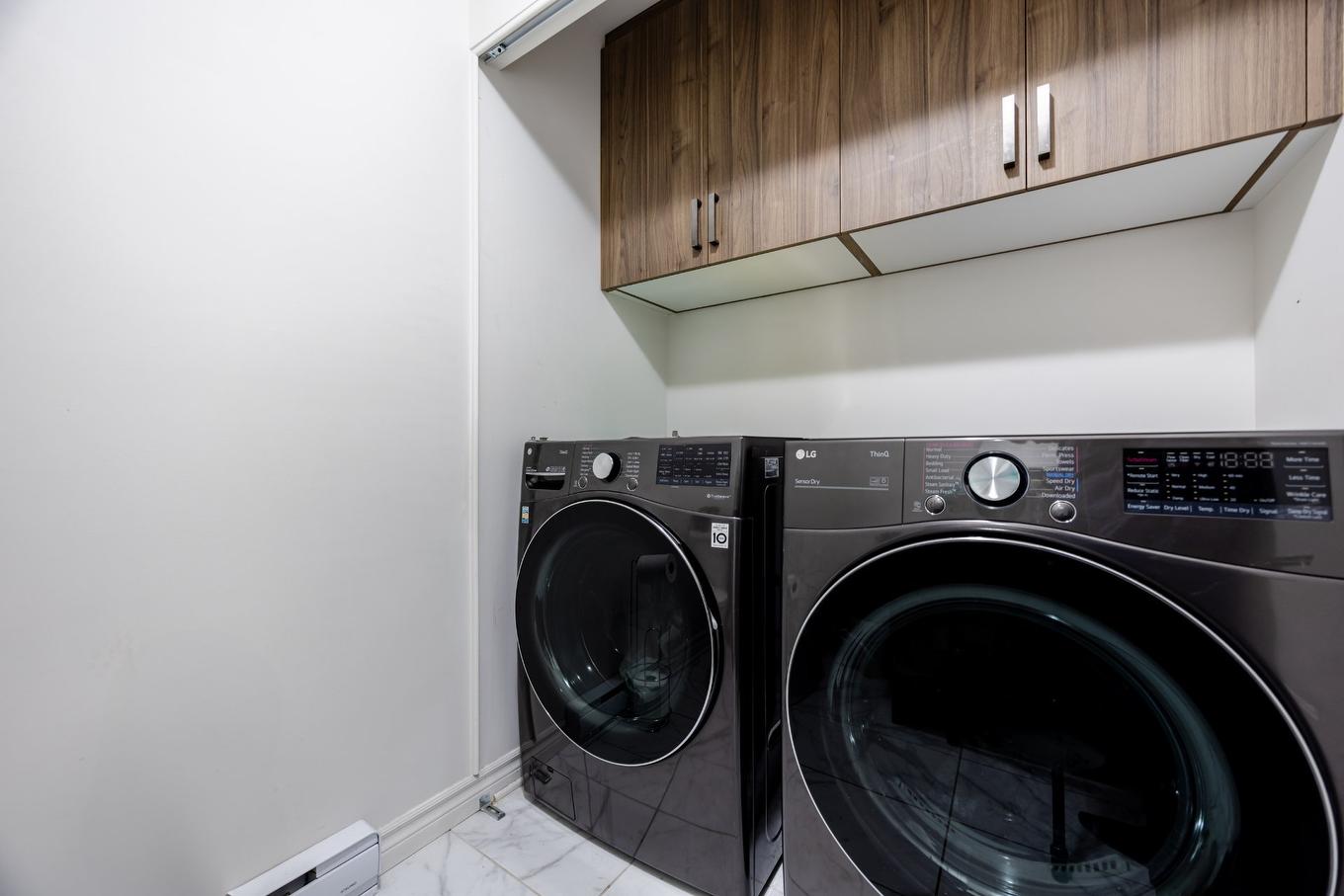 Salle de lavage - 1710 Rue Coderre, Longueuil (Saint-Hubert), QC