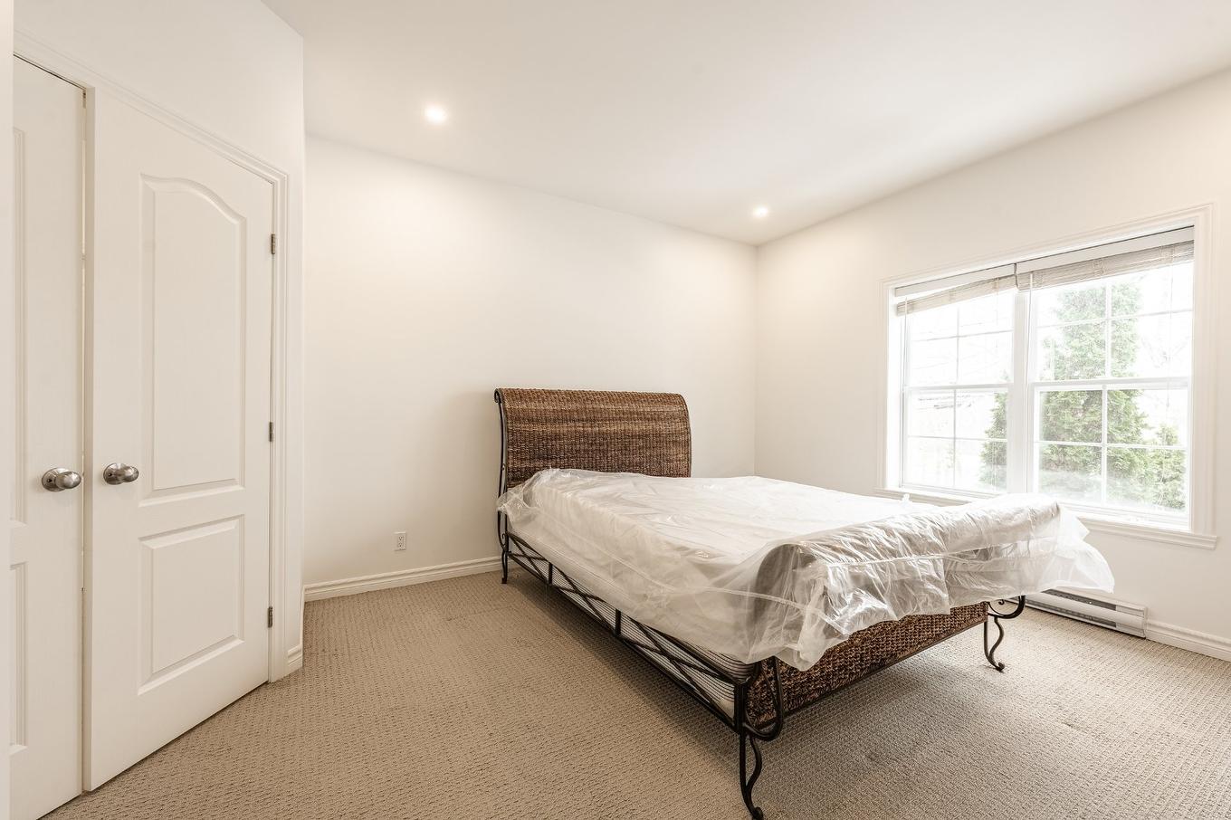 Chambre à coucher principale - 101-130 Boul. De Bromont, Bromont, QC - Indoor Photo Showing Bedroom
