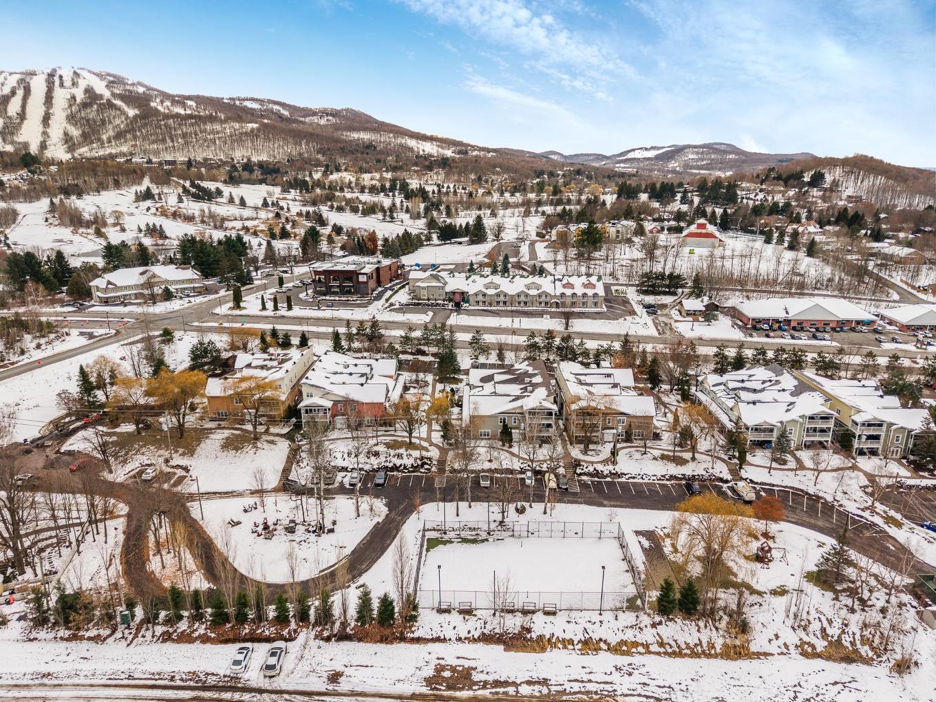 Photo aérienne - 101-130 Boul. De Bromont, Bromont, QC - Outdoor With View
