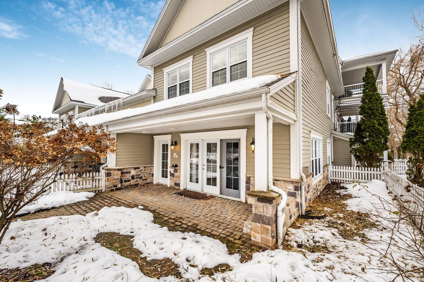 Façade - 101-130 Boul. De Bromont, Bromont, QC - Outdoor With Deck Patio Veranda