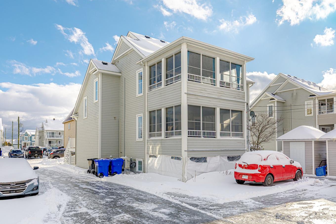 Back facade - 9719 Rue Yvon-Paiement, Mirabel, QC - Outdoor