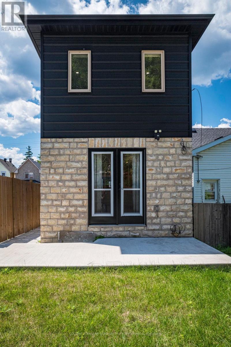 134 Gibson Avenue, Hamilton, ON - Outdoor With Exterior