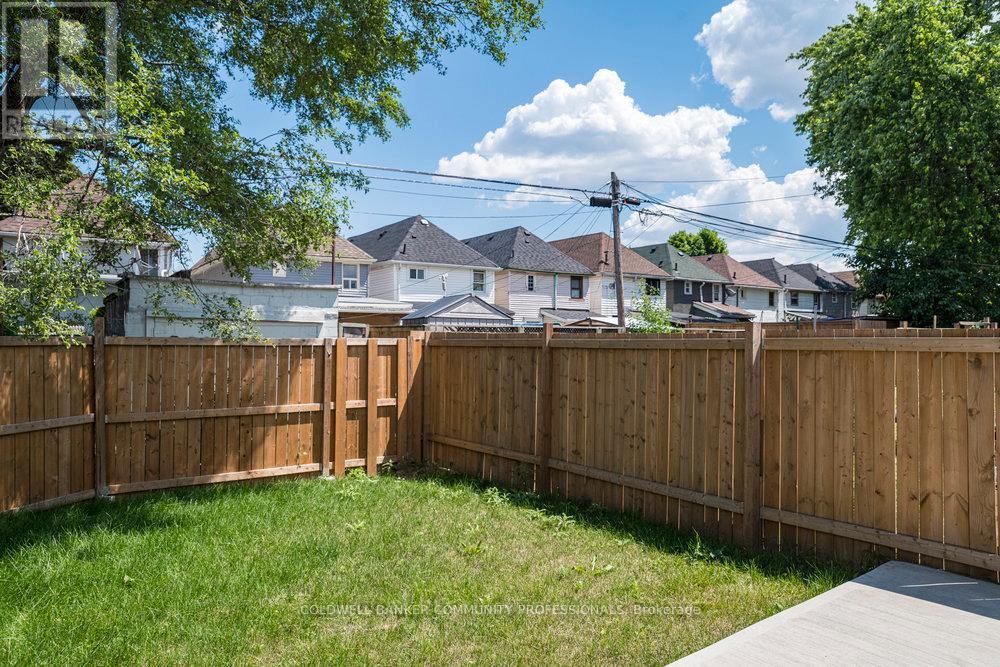 134 Gibson Avenue, Hamilton, ON - Outdoor