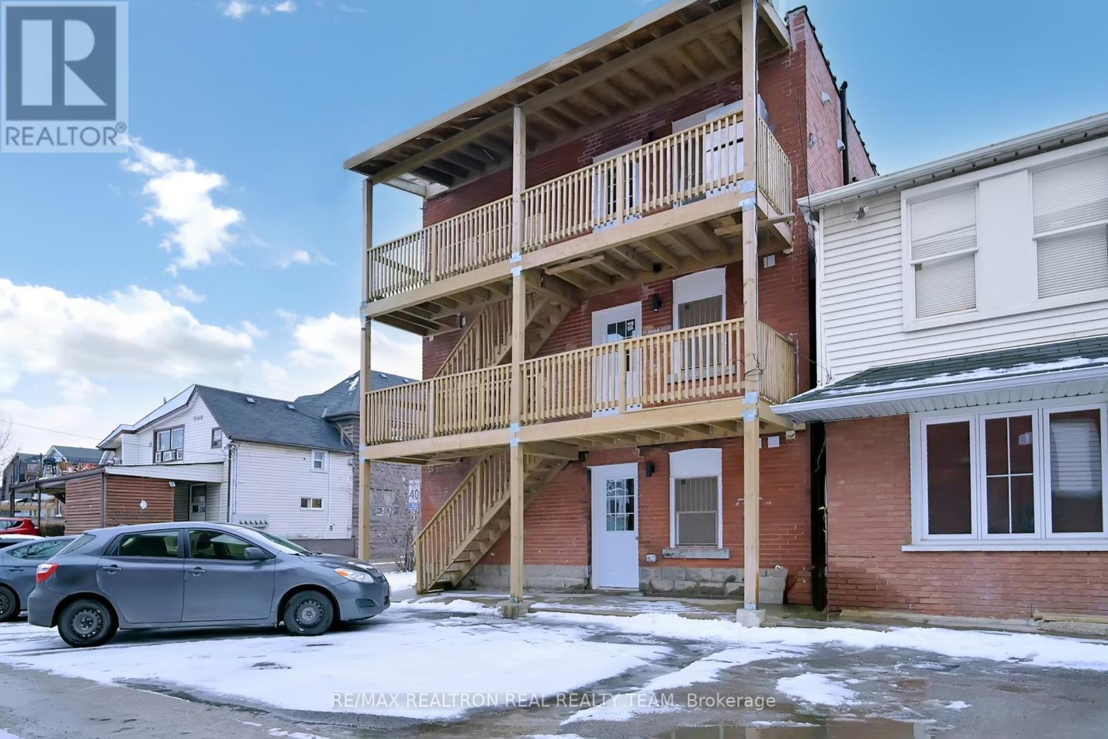 195 Balmoral Avenue N, Hamilton, ON - Outdoor