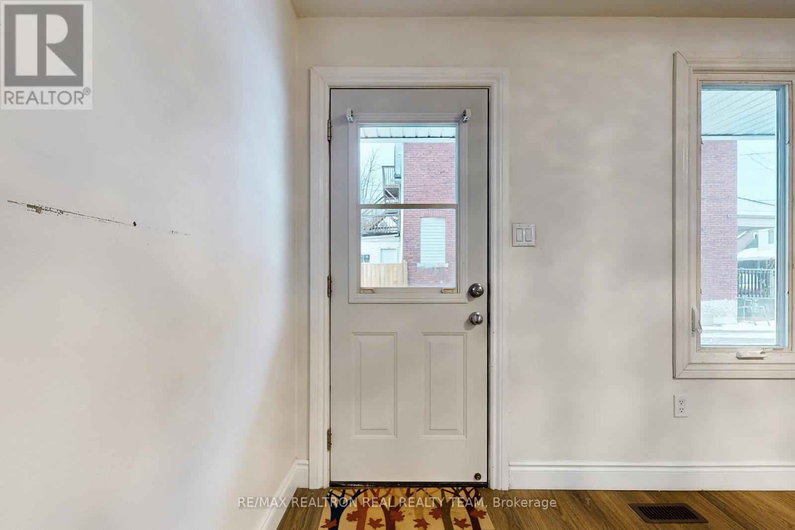 195 Balmoral Avenue N, Hamilton, ON - Indoor Photo Showing Other Room