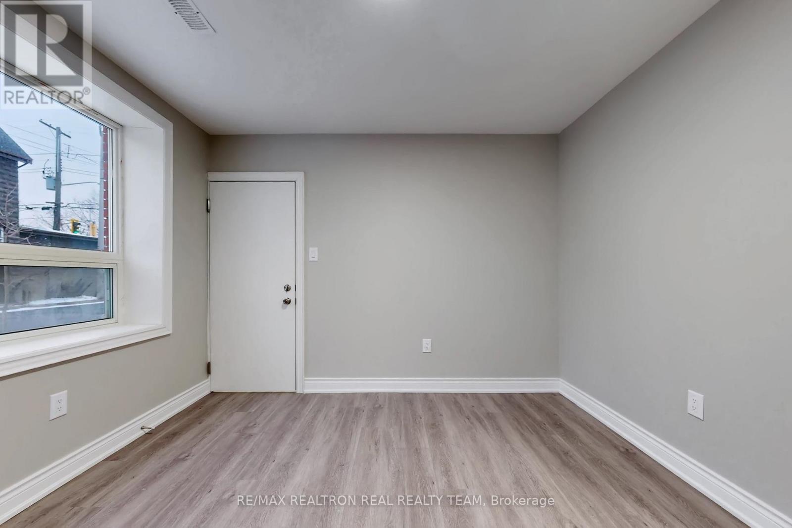 195 Balmoral Avenue N, Hamilton, ON - Indoor Photo Showing Other Room