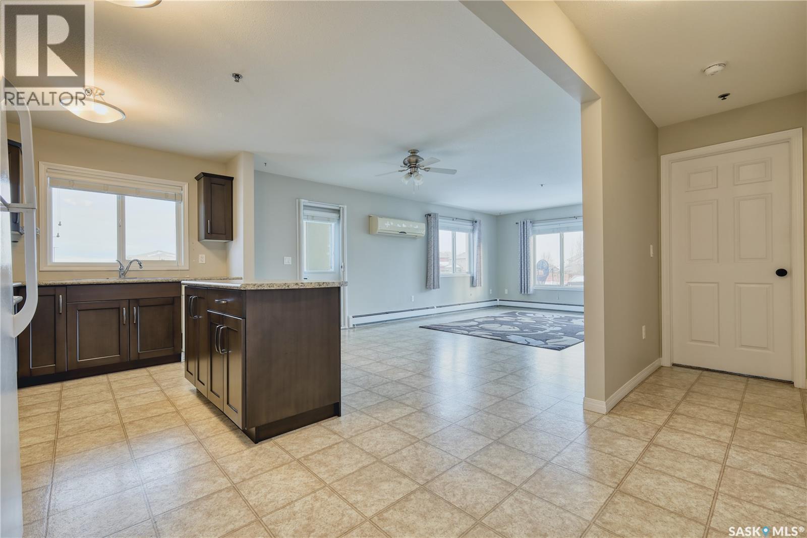 112 610 Centennial Boulevard, Warman, SK - Indoor