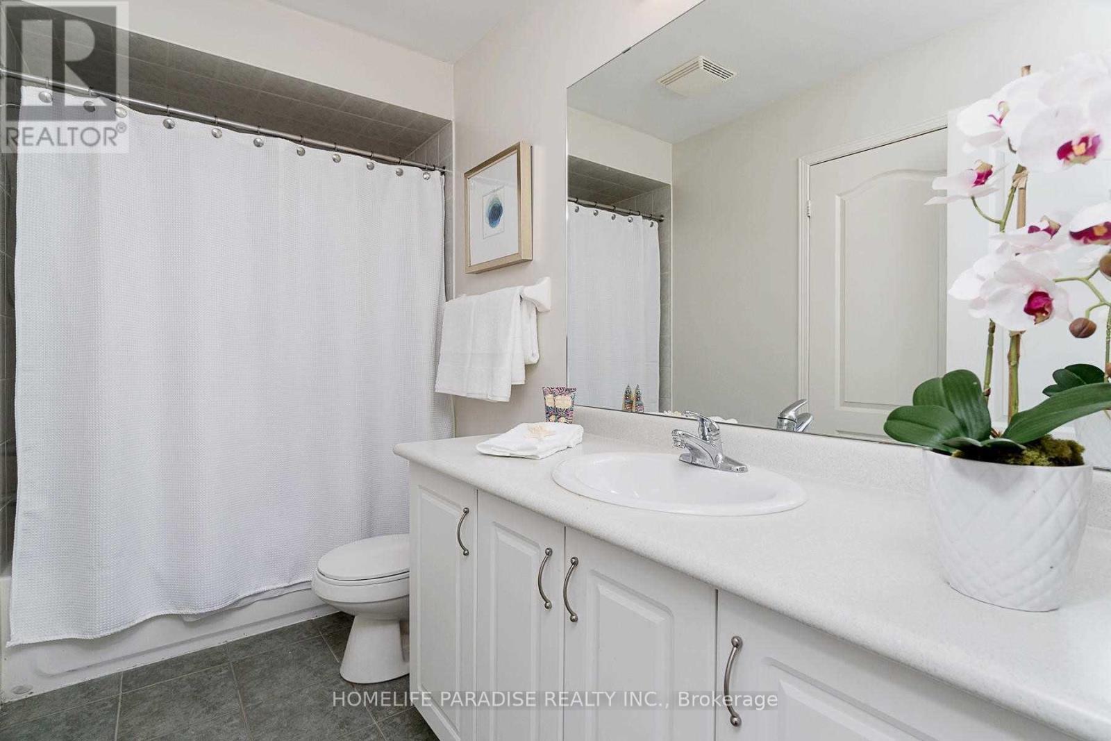 2368 Sutton Drive, Burlington, ON