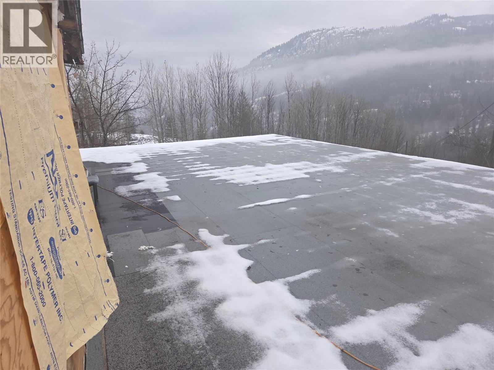 Third house - 1381 3B Highway, Warfield, BC - Outdoor With View