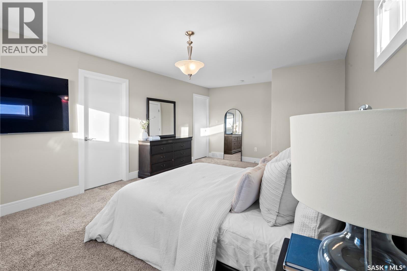 742 Evergreen Boulevard, Saskatoon, SK