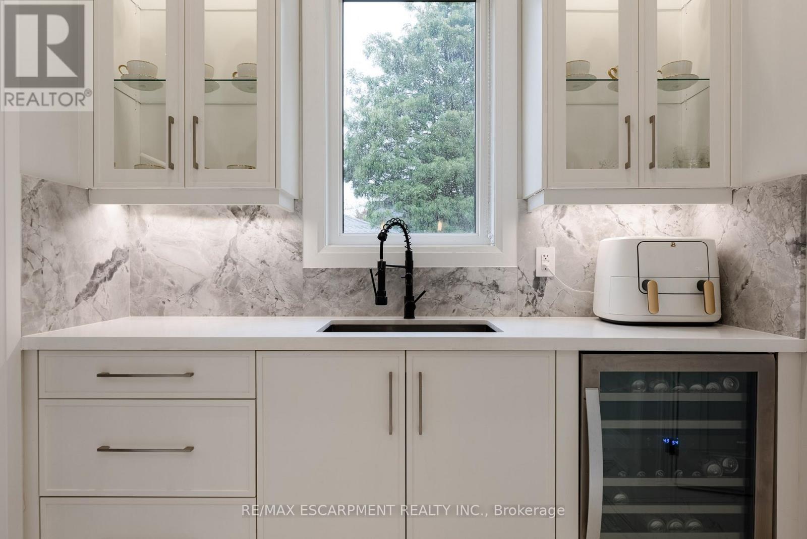 2110 Stonehouse Crescent, Mississauga, ON - Indoor