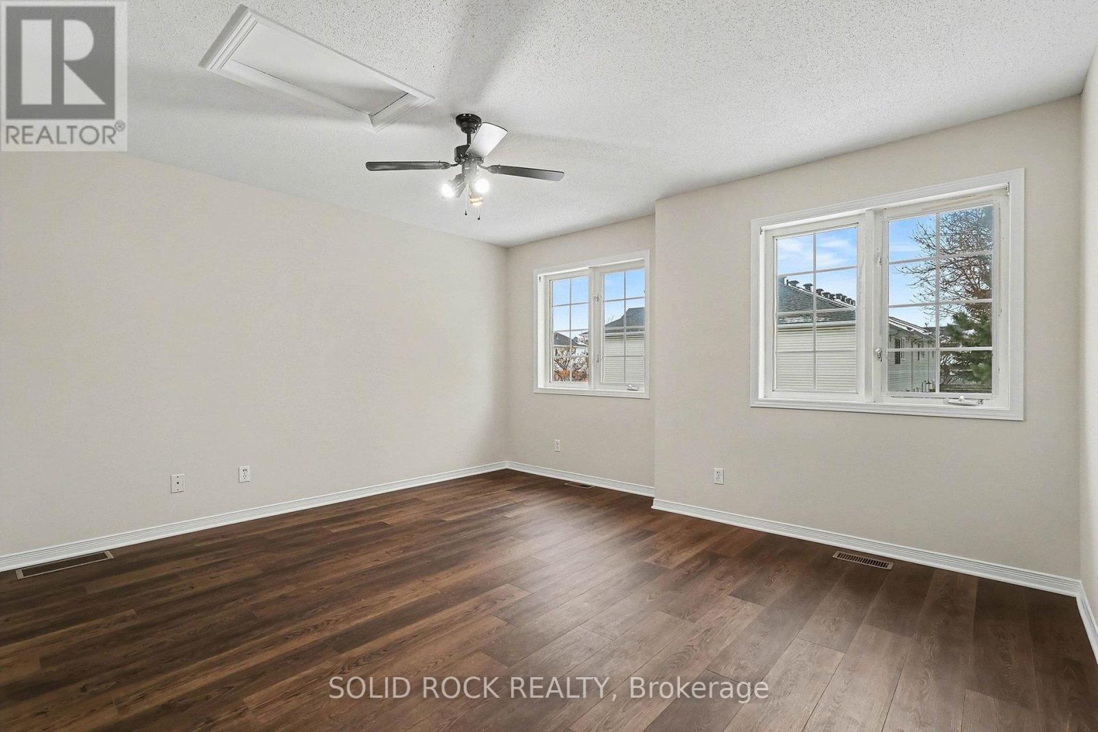 17 Festive Private, Ottawa, ON - Indoor Photo Showing Other Room