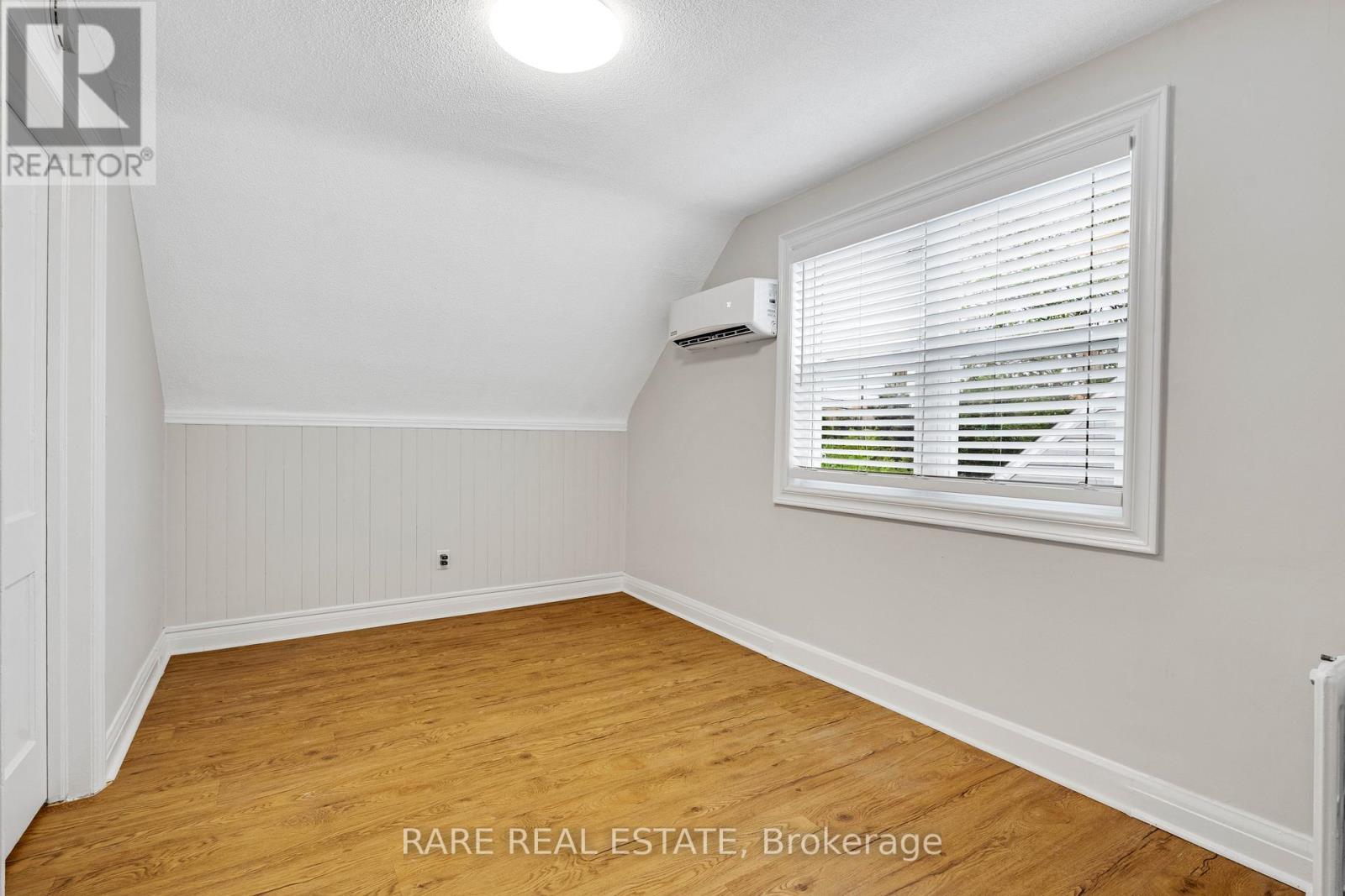 2073 Leighland Road, Burlington, ON - Indoor Photo Showing Other Room