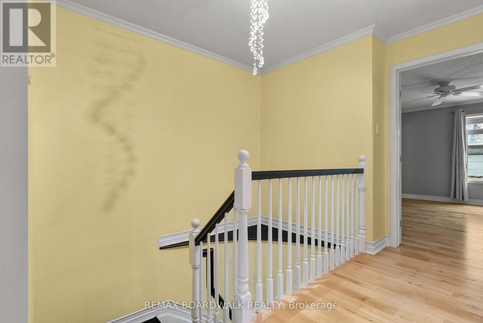 42 College Circle, Ottawa, ON - Indoor Photo Showing Other Room