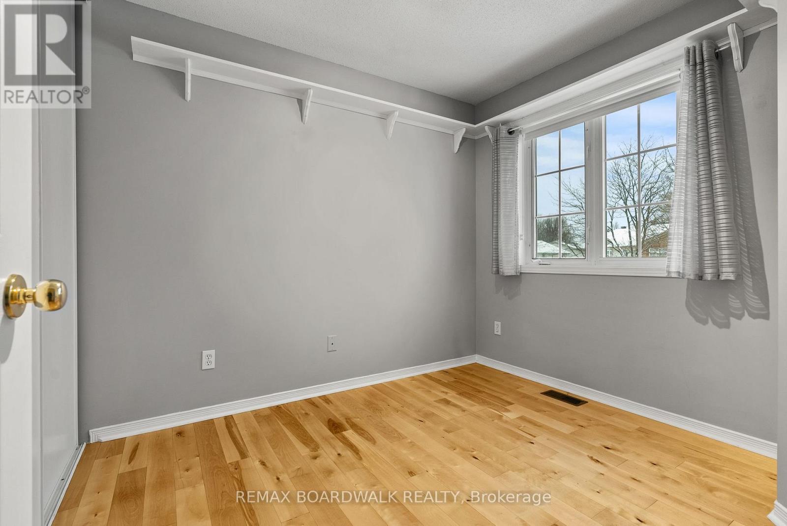 42 College Circle, Ottawa, ON - Indoor Photo Showing Other Room