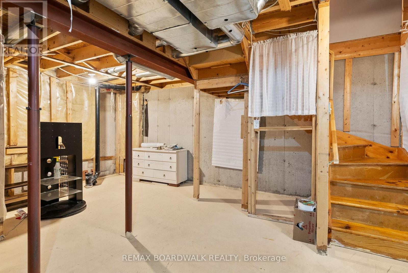 42 College Circle, Ottawa, ON - Indoor Photo Showing Basement