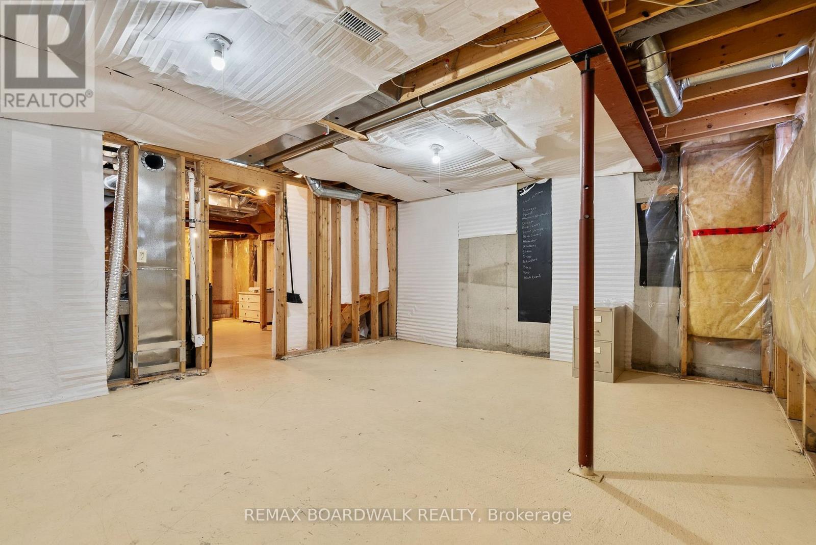 42 College Circle, Ottawa, ON - Indoor Photo Showing Basement